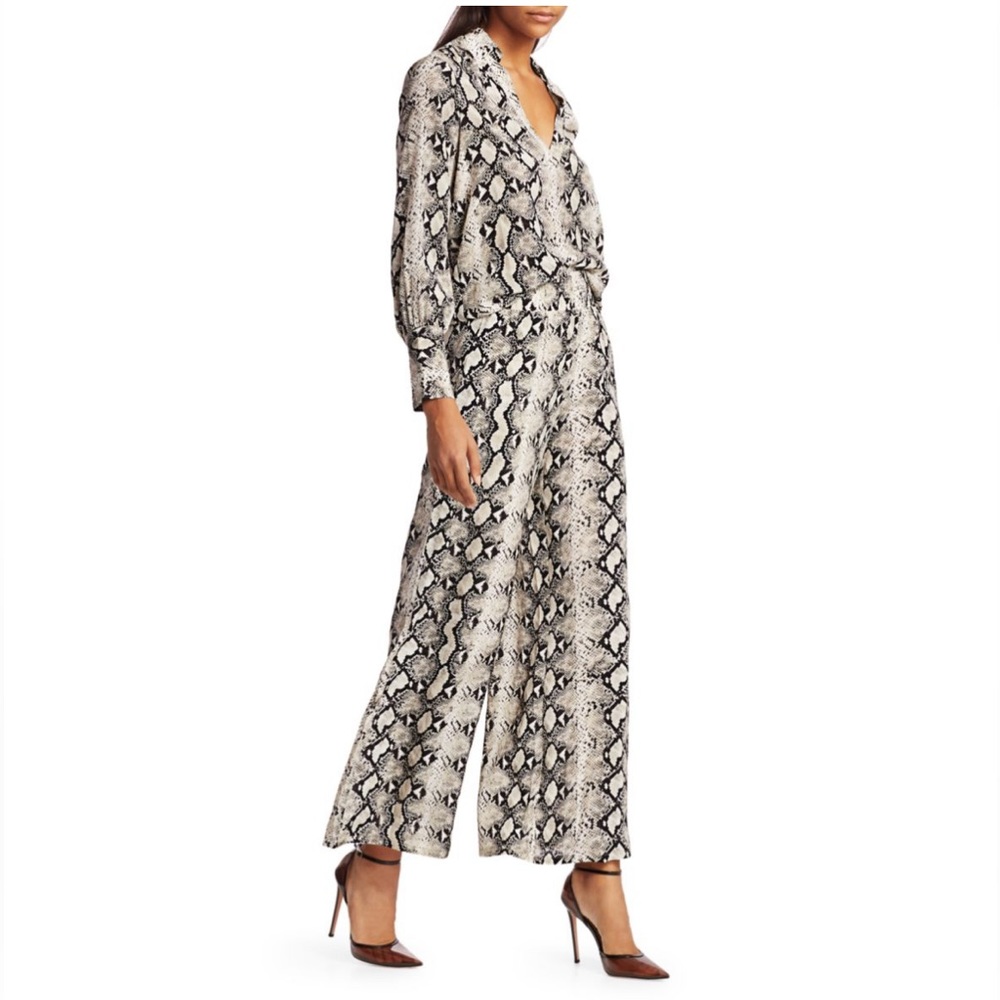 L’AGENCE Oaklyn Smocked-Waist Pants and blouse set